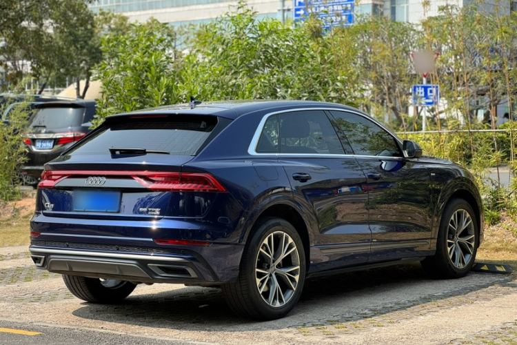 Used Audi Q8 2019 55 TFSI Luxury Dynamic Model
