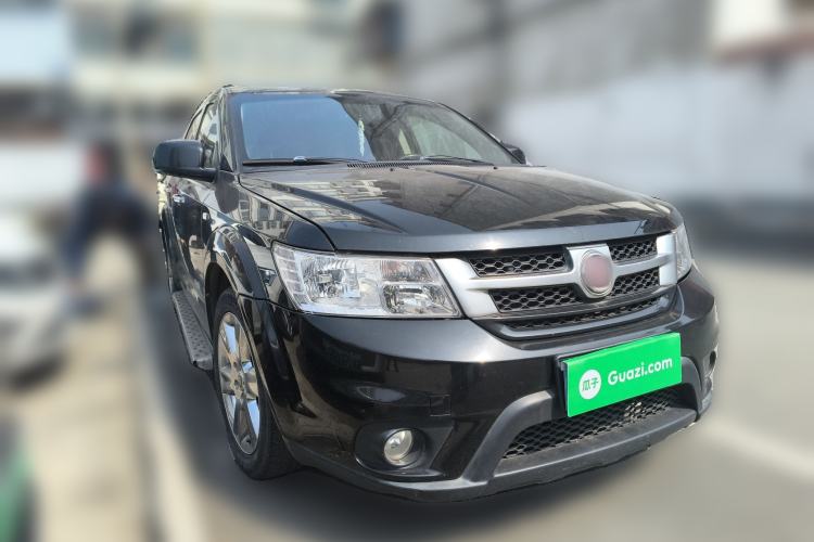 Used Fiat Freemont 2013 2.4L Luxury Navigation Edition
