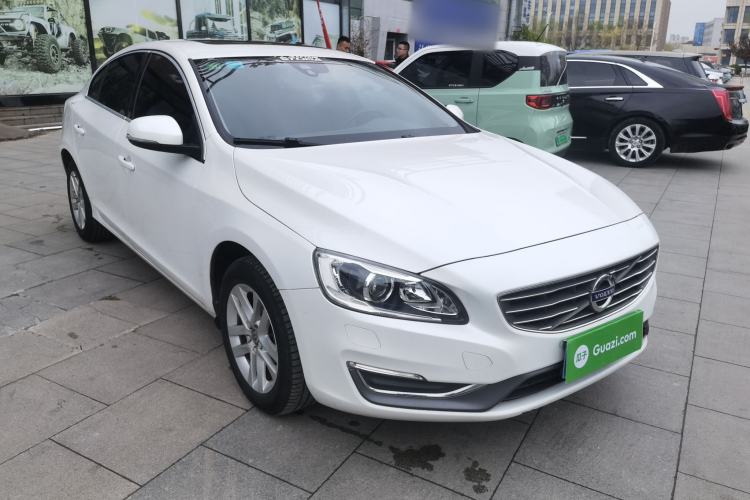 Used Volvo S60 2017 S60L T3 Smart Upgrade Edition Front Right 45 Deg