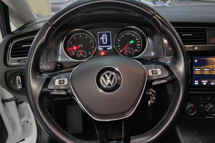 Used Volkswagen Golf 2019 280TSI DSG Comfort Version China VI Standard
