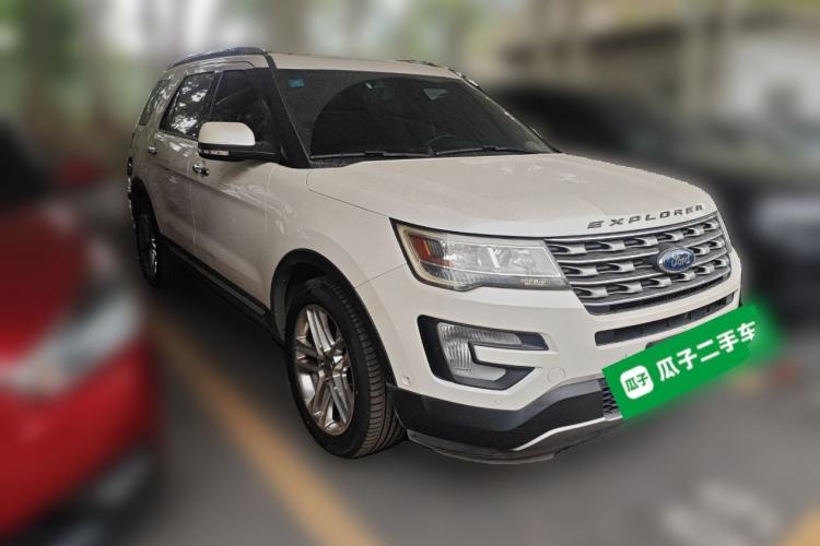 Used Ford Explorer 2017 2.3T Elite Edition Front Right 45 Deg