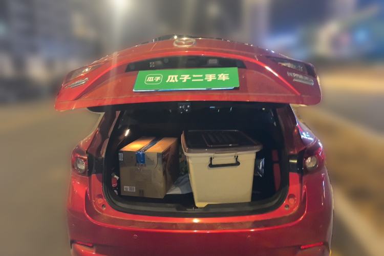 Used Mazda 3 Axela 2017 Hatchback 1.5L Automatic Comfort Model Emission Standard China V