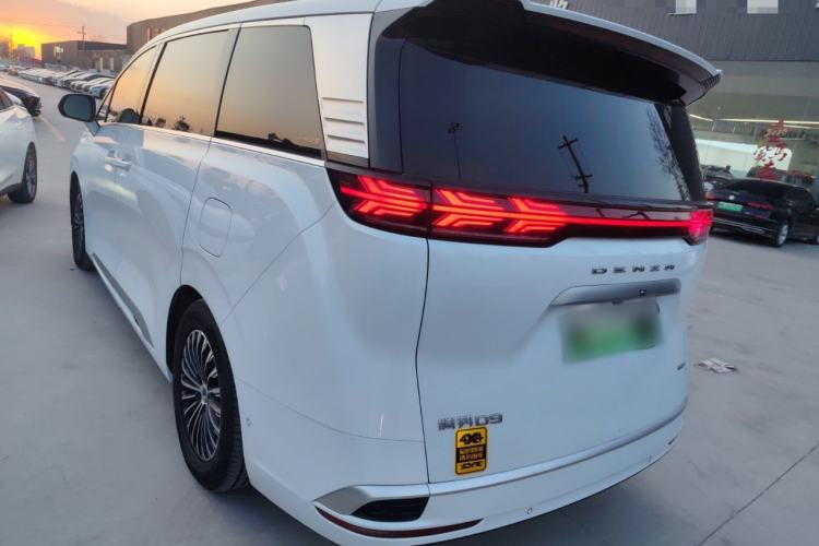 Used Denza D9 2022 DM-i 970 Four-Wheel Drive Flagship Model