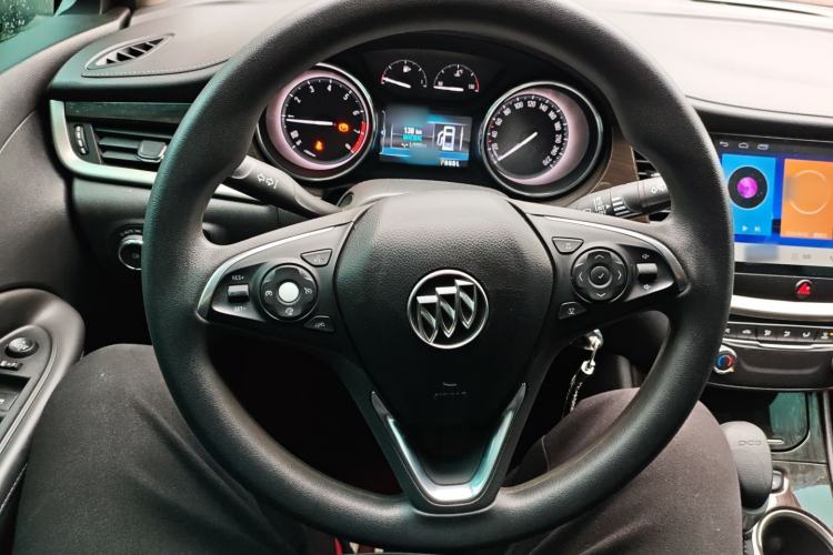 Used Buick Verano 2019 Sedan 20T Dual-Clutch Leading Model
