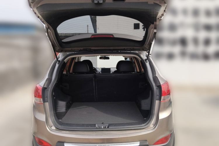 Used Hyundai ix35 2015 2.0L Automatic 2WD Comfort Edition China V Standard Trunk