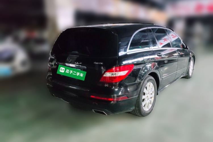 Used Mercedes-Benz R-Class 2011 R 300 L Business Model Rear Right 45 Deg