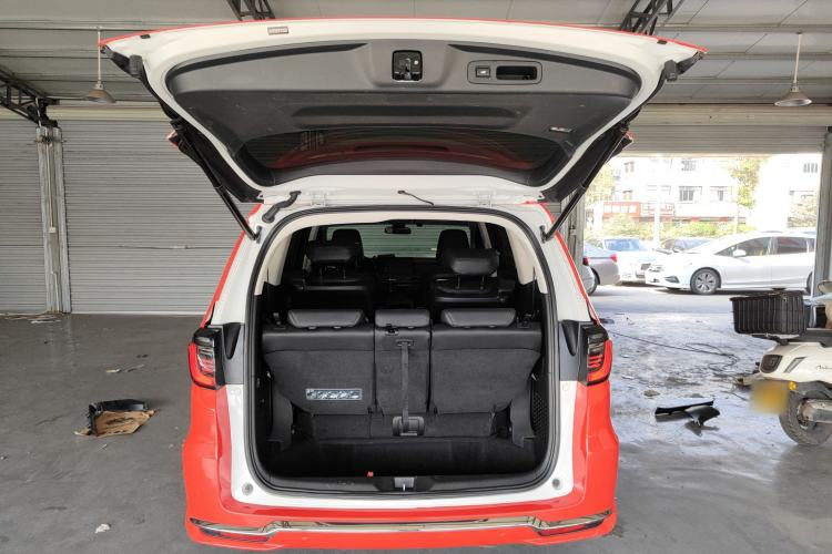 Used Honda Elysion 2022 2.0L eHEV Luxury First Edition
