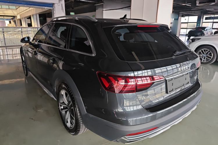 Used Audi A4 2022 allroad quattro
