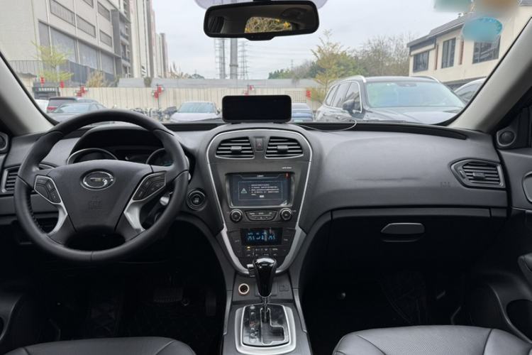 Used GAC Trumpchi GS5 2014 2.0L Automatic Two-Wheel Drive Anniversary Value Edition
