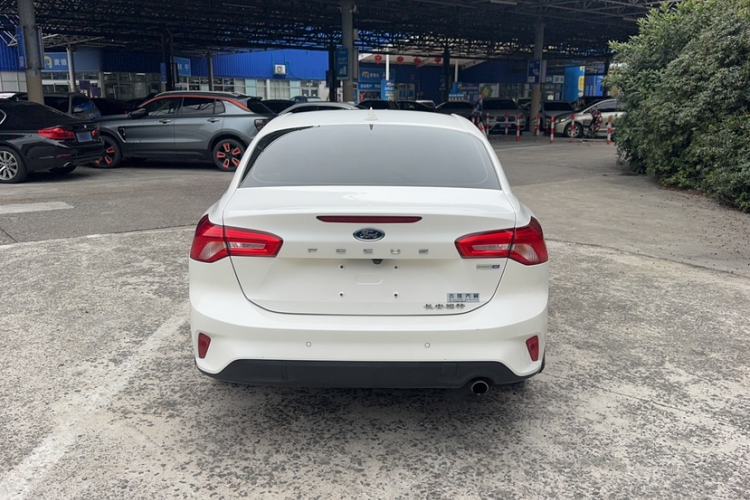 Used Ford Focus 2019 Sedan EcoBoost 180 Automatic Trend Edition
