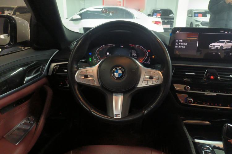 Used BMW 5 Series 2022 Second Facelift 525Li M Sport Package