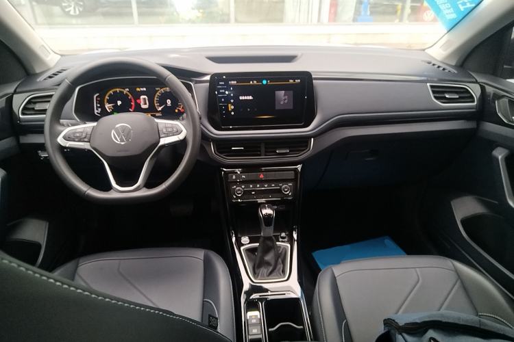 Used Volkswagen Tharu 2025 NewRui 300TSI Prestige Edition