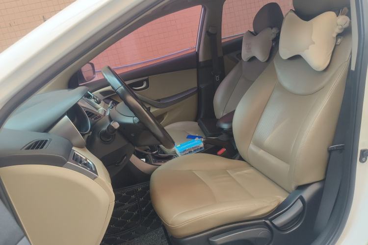 Used Hyundai Elantra (5th Generation / Langdong) 2015 1.6L Automatic Luxury Model
