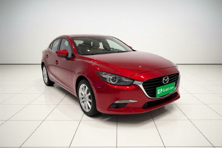 Used Mazda 3 Axela 2017 Sedan 1.5L Automatic Luxury Model China VI Standard
