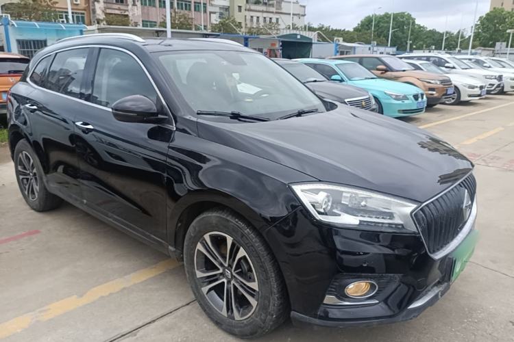 Used BORGWARD BX7 2016 28T Four-wheel Drive Luxury Edition 5 Seats
