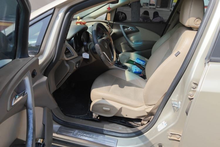 Used Buick GT 2013 GT 1.6L Automatic Fashion Edition
