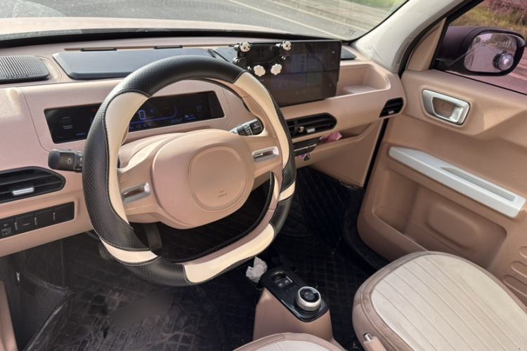 Used Geely Galaxy Panda 2023 Panda Mini 200km Endurance Bear