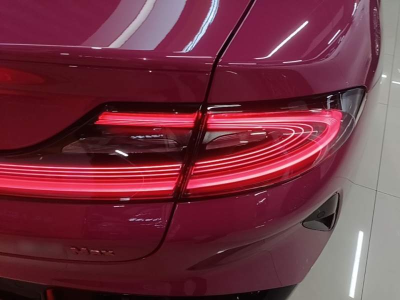 Used Xiaomi Auto SU7 2024 Four-Wheel Drive Ultra-Long Range Advanced Intelligent Driving Max Edition — 7