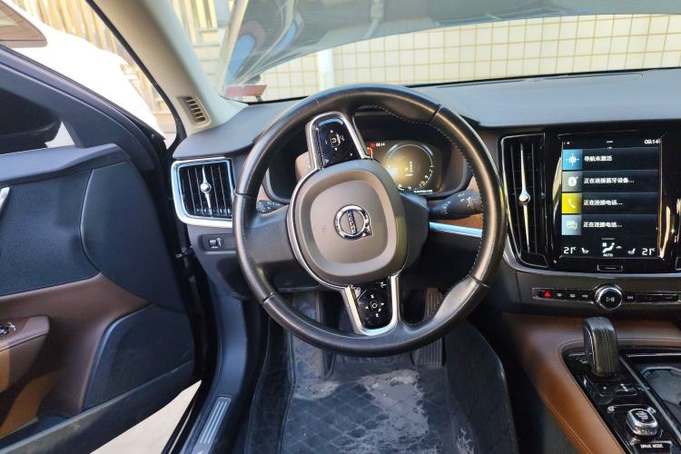 Used Volvo S90 New Energy 2020 T8 e-Drive Hybrid – Zhiyi Luxury Edition