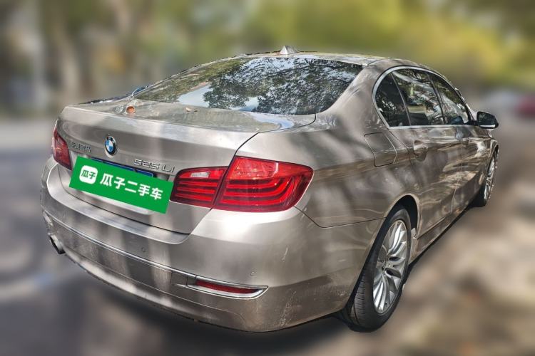 Used BMW 5 Series 2014 525Li Luxury Design Package

