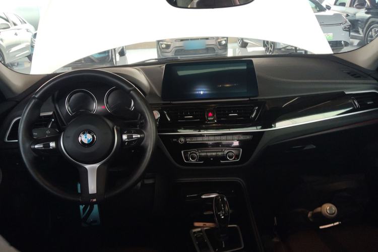 Used BMW 1 Series 2021 Restyled 125i M Sport Night Edition Center Console