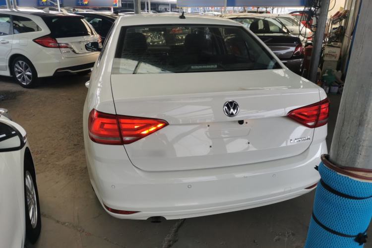 Used Volkswagen Lavida 2017 1.6L Manual Fashion Edition