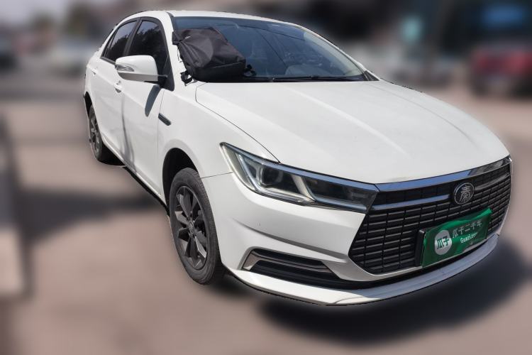 Used BYD Qin New Energy 2019 Standard Edition for Travel Front Right 45 Deg