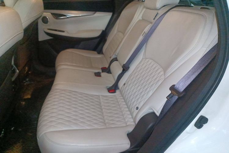 Used Infiniti QX50 2018 2.0T Four-Wheel Drive Luxury Edition Left Rear Seat