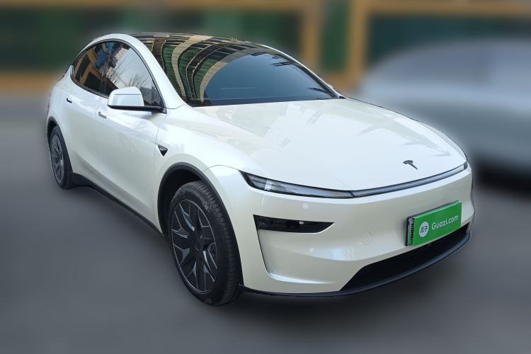 Used Tesla Model Y L 2025 Model Long-Range All-Wheel-Drive Version