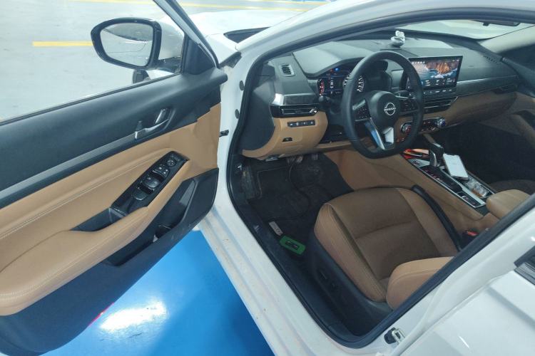 Used Nissan Teana 2024 2.0L XE Genuine Edition