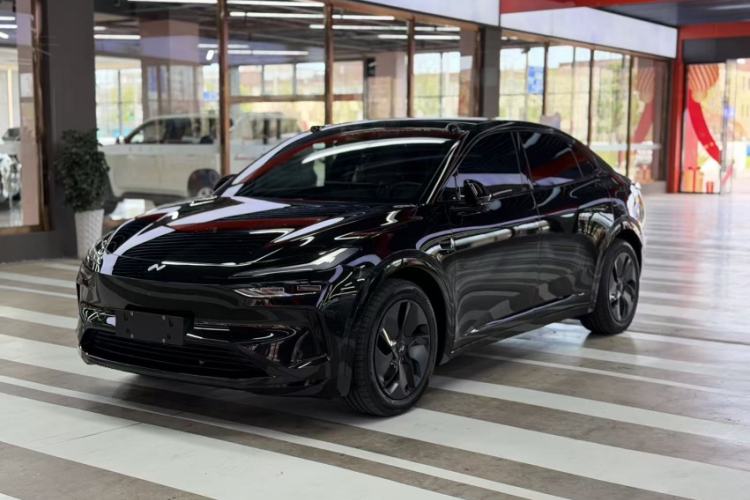 Used ONVO L60 2024 60 kWh Rear-Drive Version