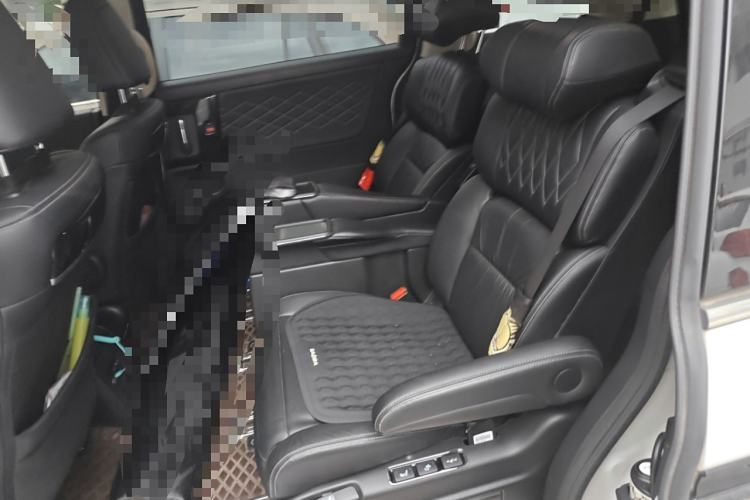 Used Honda Elysion 2019 2.0L Hybrid Luxury Edition
