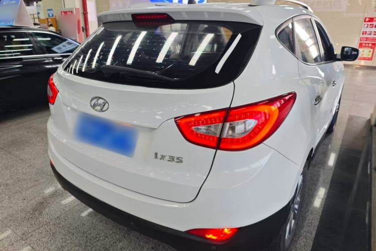 Used Hyundai ix35 2015 2.0L Automatic 2WD Smart Type China IV
