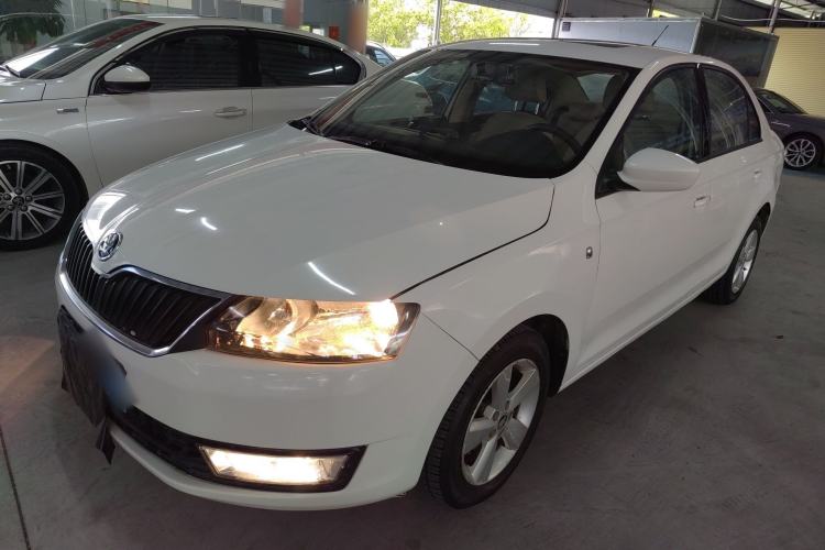 Used Skoda Rapid 2015 1.6L Automatic Smart Selection Model