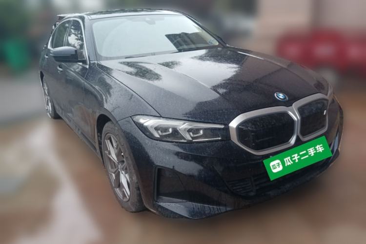 Used BMW i3 2024 eDrive 35 L Front Right 45 Deg