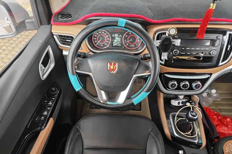 Used Jinbei F50 2017 1.6L Manual Comfort Model
