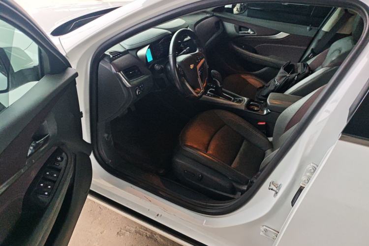 Used Chevrolet Malibu 2018 530T Automatic Fashion Edition Driver Seat