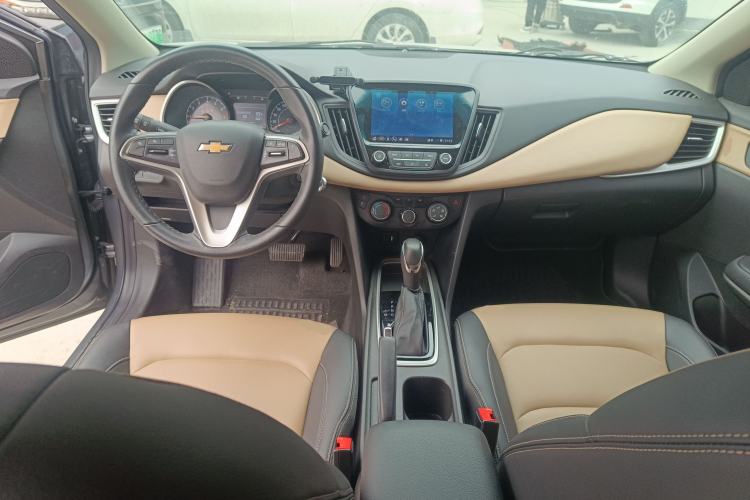 Used Chevrolet Monza 2022 320 Automatic Enjoyment Edition Center Console