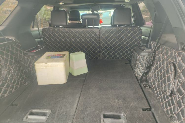 Used Ford Explorer 2016 2.3T Fashion Edition Trunk