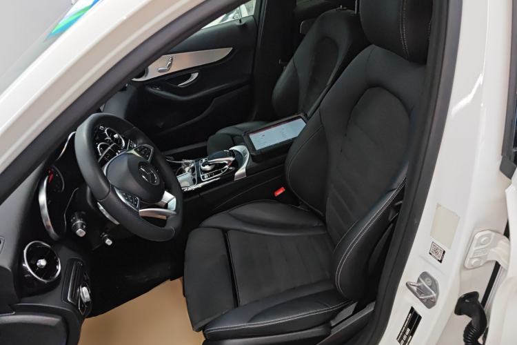 Used Mercedes-Benz C-Class 2018 C 200 Sport Edition Left Front Seat