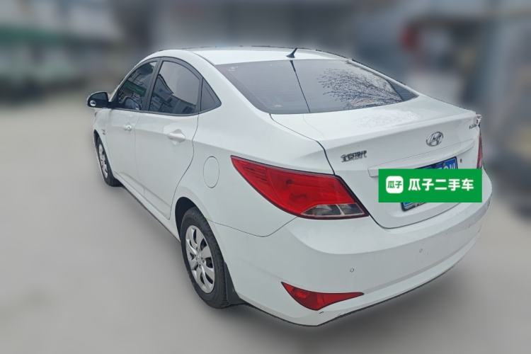 Used Hyundai Verna (older generation) 2014 1.4L Manual Smart GLS Trim
