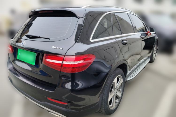 Used Mercedes-Benz GLC 2017 GLC 260 4MATIC Luxury Model
