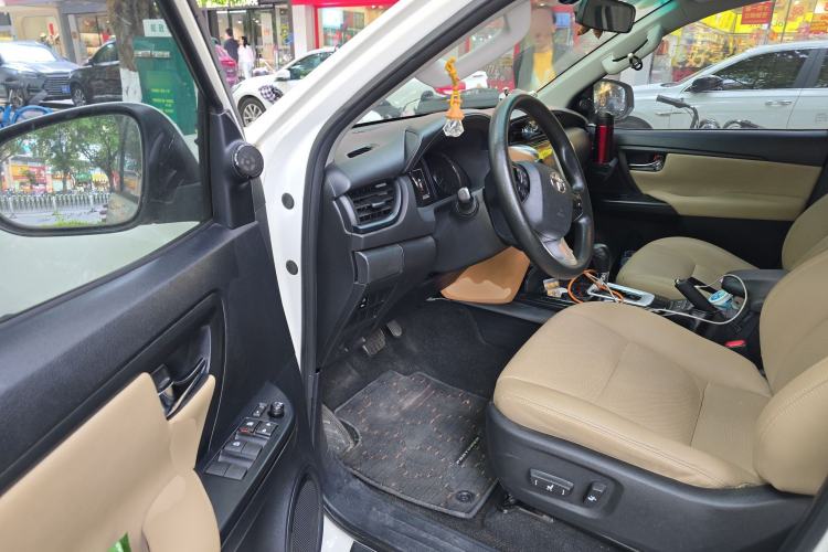 Used Toyota Fortuner 2016 2.7L Middle East Version Driver Seat
