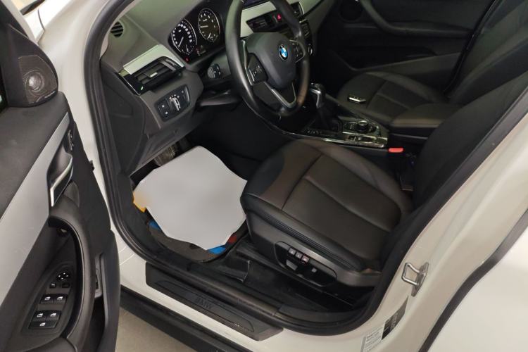 Used BMW X1 2019 sDrive20Li Leading Model
