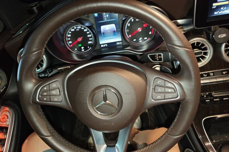 Used Mercedes-Benz GLC 2019 Facelift GLC 260 L 4MATIC Luxury Model