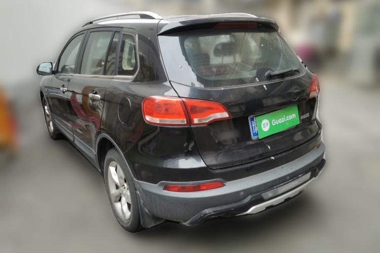 Used Zotye Domy X5 2015 1.5T CVT ZhiXian Model China IV Standard
