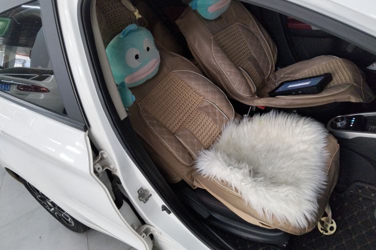 Used CHANGAN Benni 2015 1.4L IMT Luxury Model China V Standard
