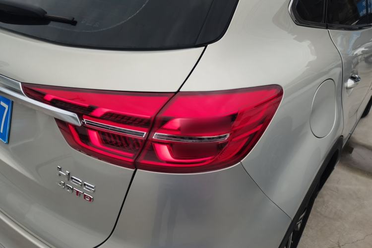 Used Hongqi HS5 2022 Revised Version 2.0T Smart Connect Flagship Edition
