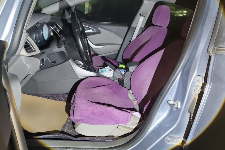 Used Buick GT 2010 XT 1.6L Automatic Fashion Edition