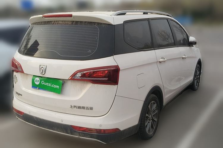 Used Baojun 730 2019 1.5L Manual Fashion Model 7-seater National V